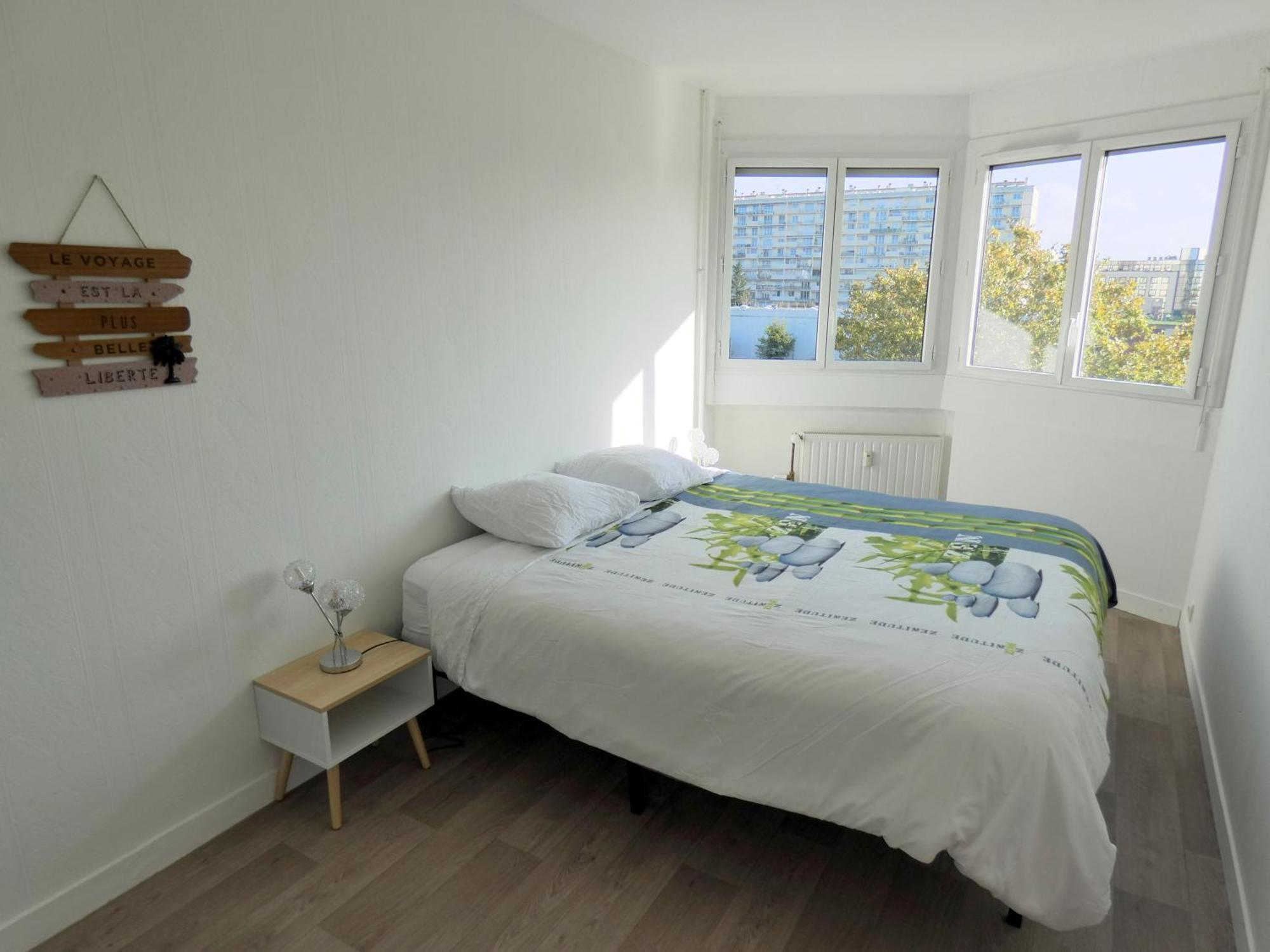 37M2 Lumineux Face Gare Sncf, Wifi Et Cafe Et The Offerts Apartment Orléans Exterior foto